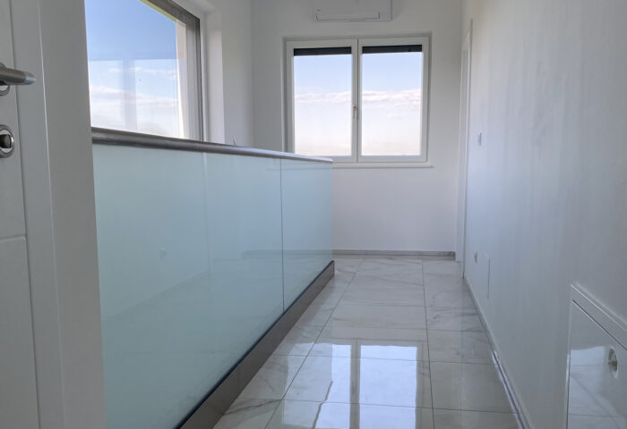 Social-Media-Update: Rundgang durch ein verfliestes Fatestone-Einfamilienhaus